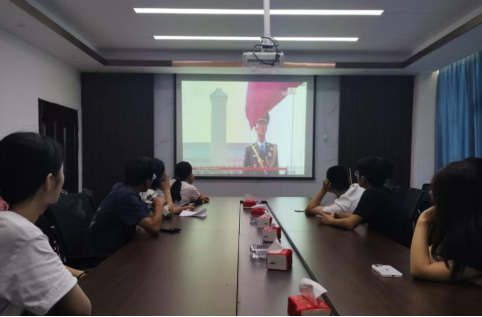 铭记历史，砥砺前行 —— 修江水利集团集体观看抗战胜利80周年阅兵仪式直播纪实